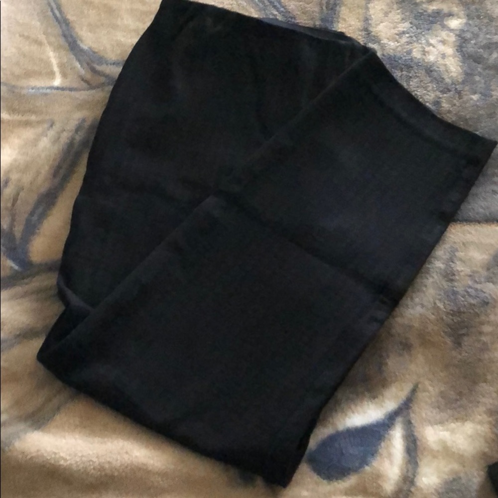 Short leg trouser.